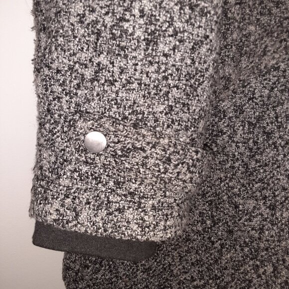 In Every Story...Women's Winter Long Coat Faux Fur Hoodie Gray Size 1X - Picture 7 of 10